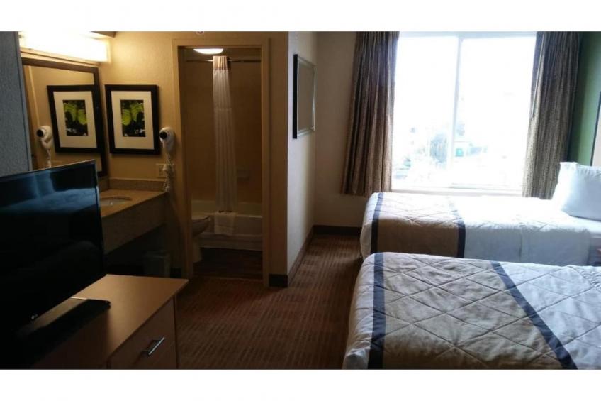 2 Full Beds | Non-Smoking, Kitchen - foto 28