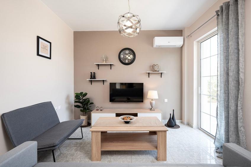 in einem Olivenhain in Strandnähe - foto 12