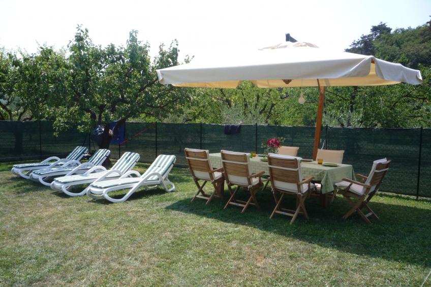 Anwesen mit privatem Garten und Grill - foto 22