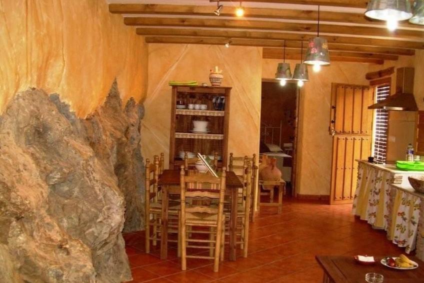 Haus mit integrierter Felswand und Jacuzzi - foto 9