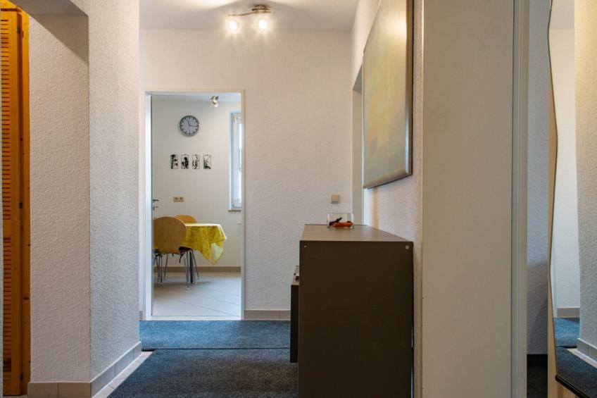 in Stadtrandlage mit guter Anbindung, sowie groß - foto 14
