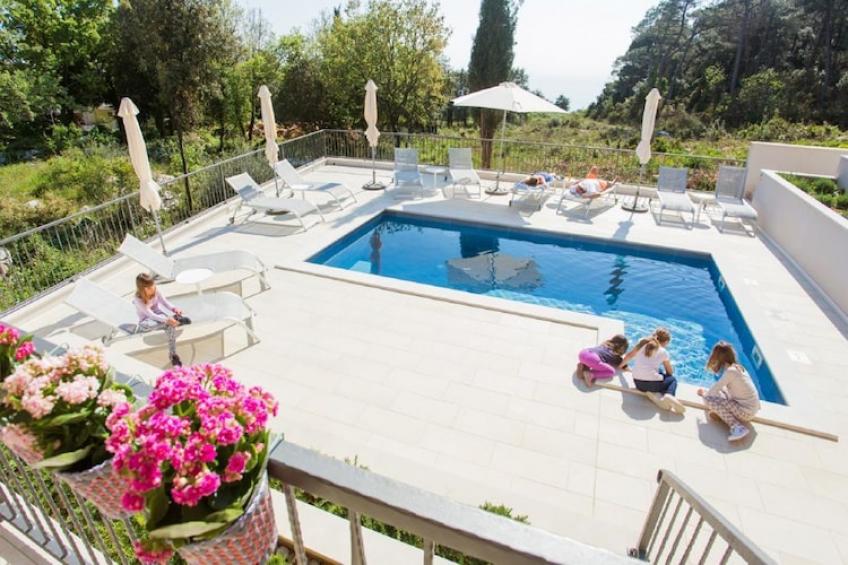 Apartments Villa Luka's - 'No.6' Studio Apartment with Balcony and Sea View