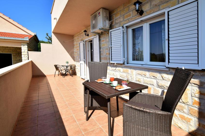 für 8 Personen mit privatem Swimmingpool im Hinterland von Split - foto 18