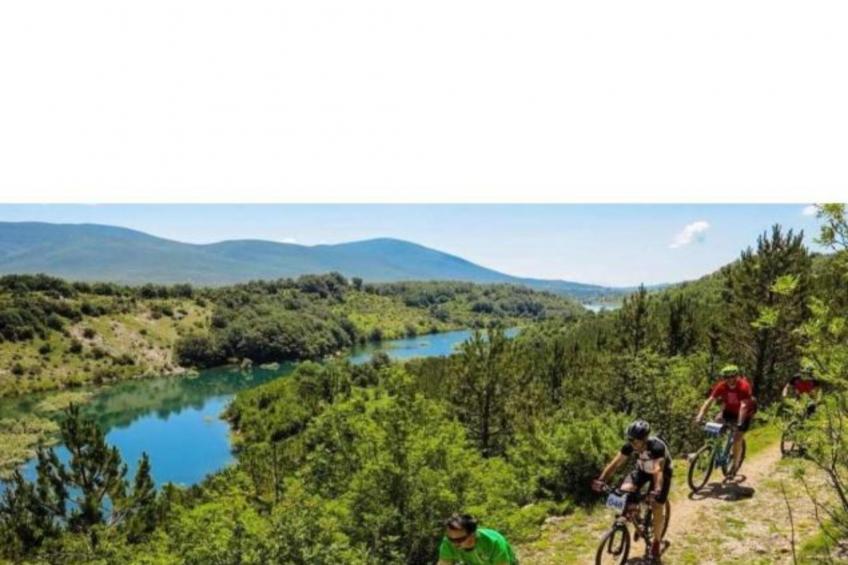 Apartment and Room Mare Vrlika - Two Bedroom Apartment  with Balcony - foto 11