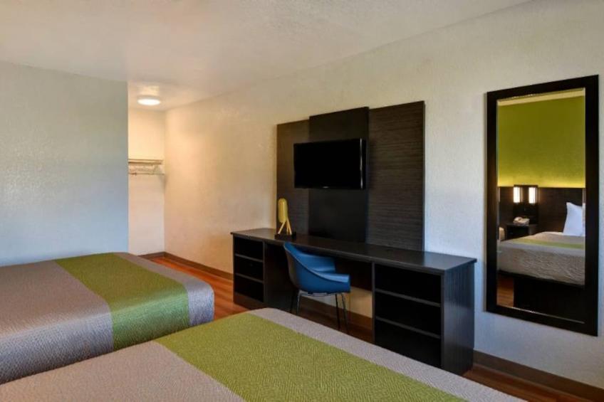 2 Queen Beds  Micfridge - foto 41
