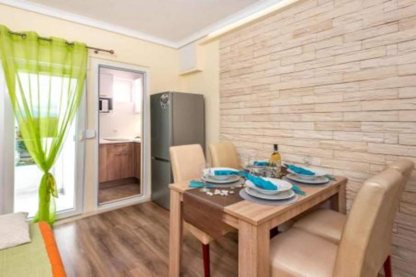 Villa Goldfield - Comfort One Bedroom Apartment with Sea View and Balcony - foto 2