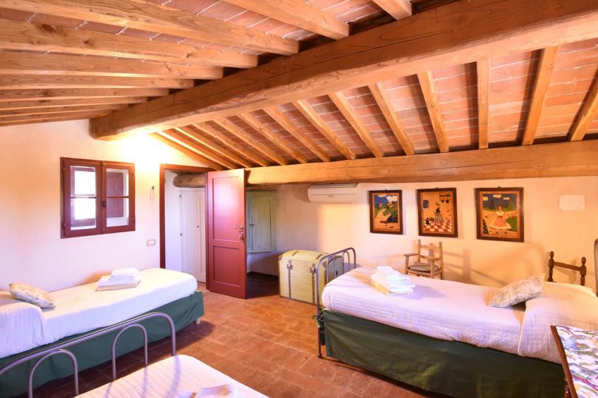 Wohnung in Bauernhaus mit großem Garten, Schwimmbad - foto 16