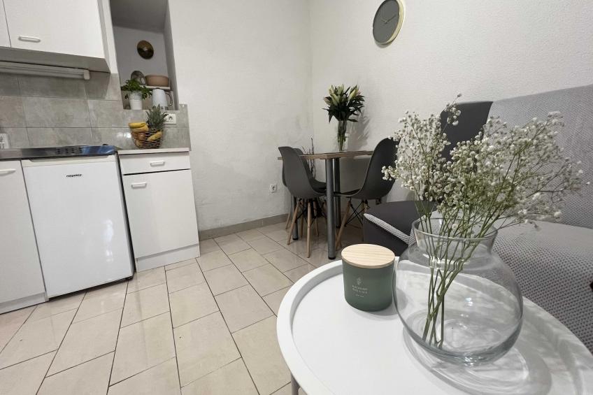 Apartmani Vela Makarska - Studio With Garden View - foto 20