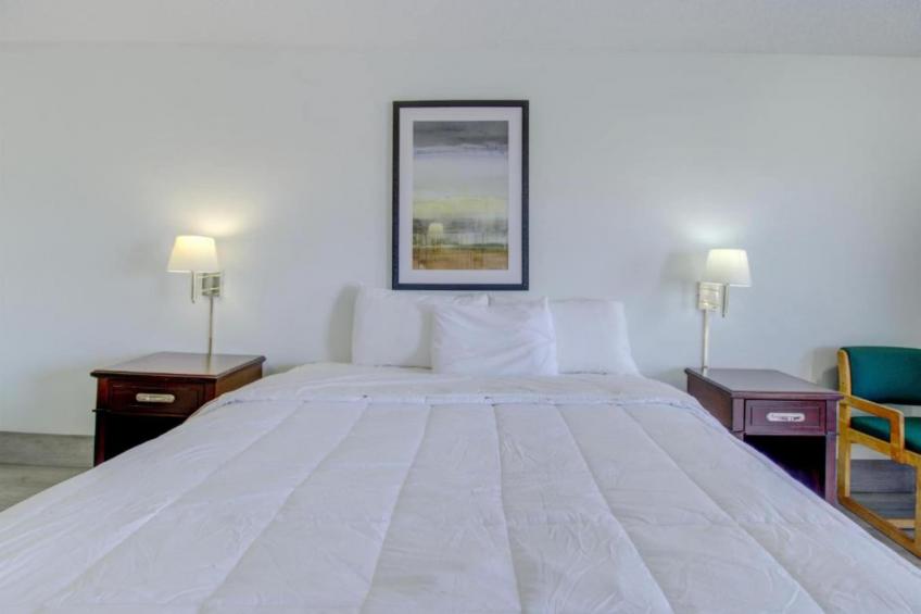 King Bed Non-Smoking - foto 6