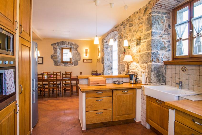 Villa mit Pool, Olivengarten und Meerblick - foto 18