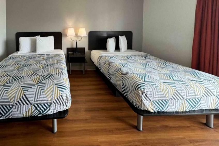 2 Queen Beds  Non-Smoking - foto 7