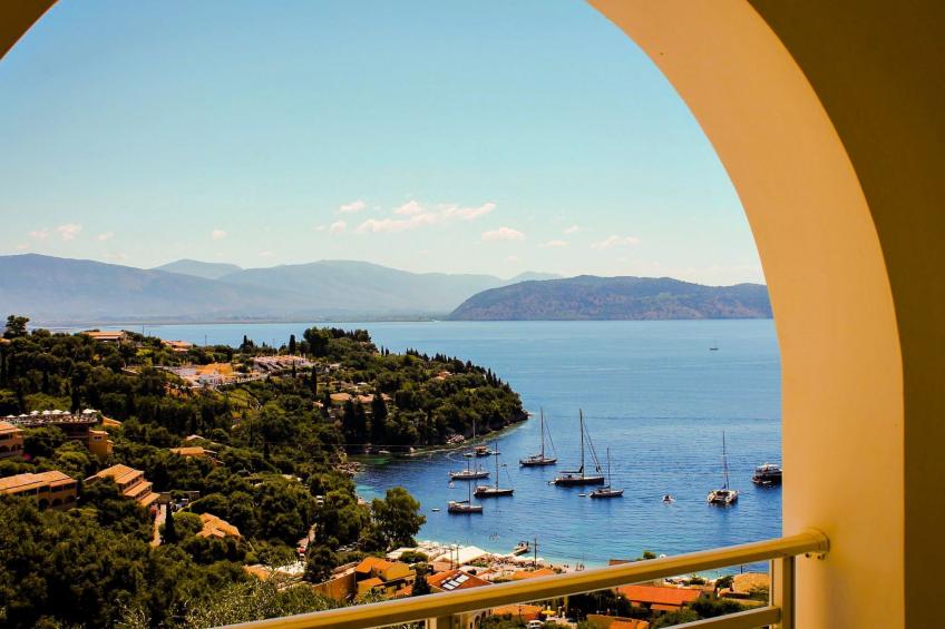 Wunderschöne Villa mit Panoramablick auf das Meer - foto 2