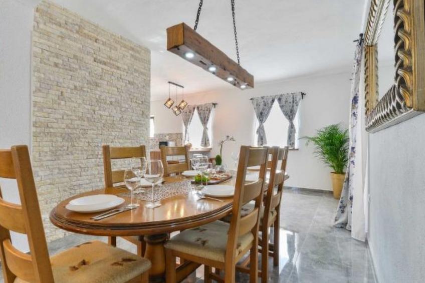 Villa Marinic with heated pool and entertainment r - foto 4