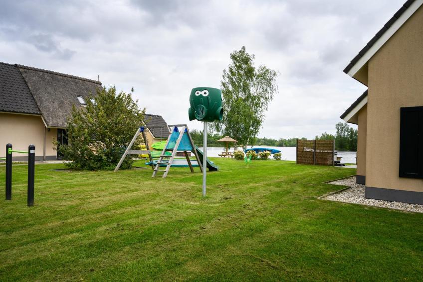 10 pers Lieskehuis Wellness de luxe met sauna buitenspa en toerboot - foto 31