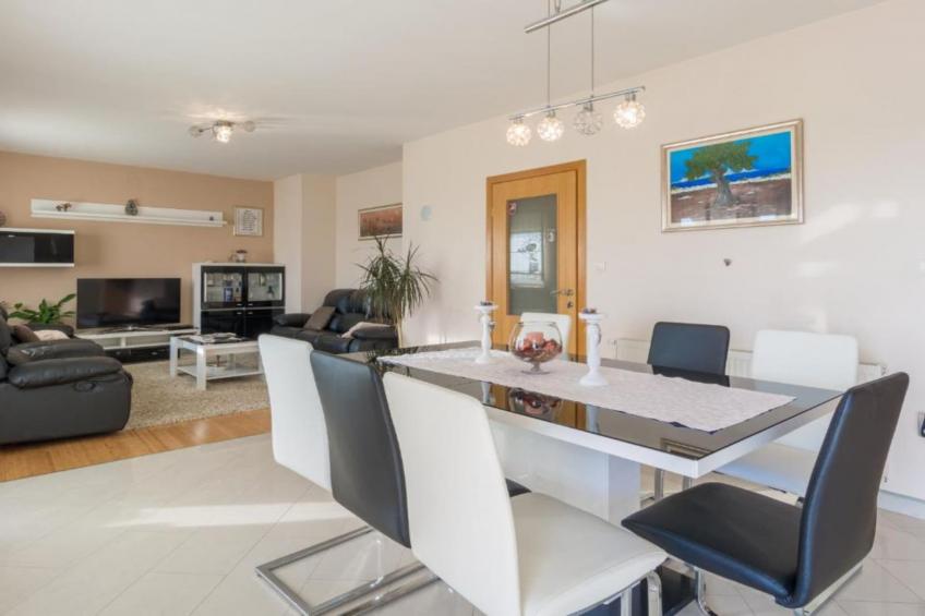 Holiday House BALEN with Swimming Pool - Six Bedroom Holiday House With Pool - foto 22