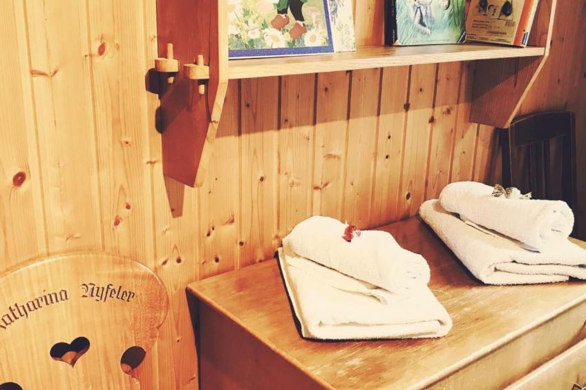 Haus "Nyfeler" Obergeschoss 4-Bettwohnung - foto 6