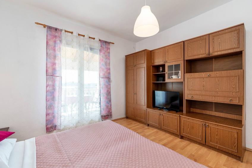 Apartment Lara - two bedroom apartment - foto 10