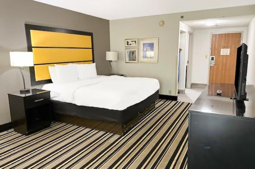 US_JAC013_King Bed Non-Smoking - foto 27