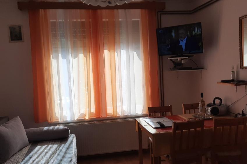 Klimatisiertes Ferienhaus in Bükfürdö mit Garten - foto 13