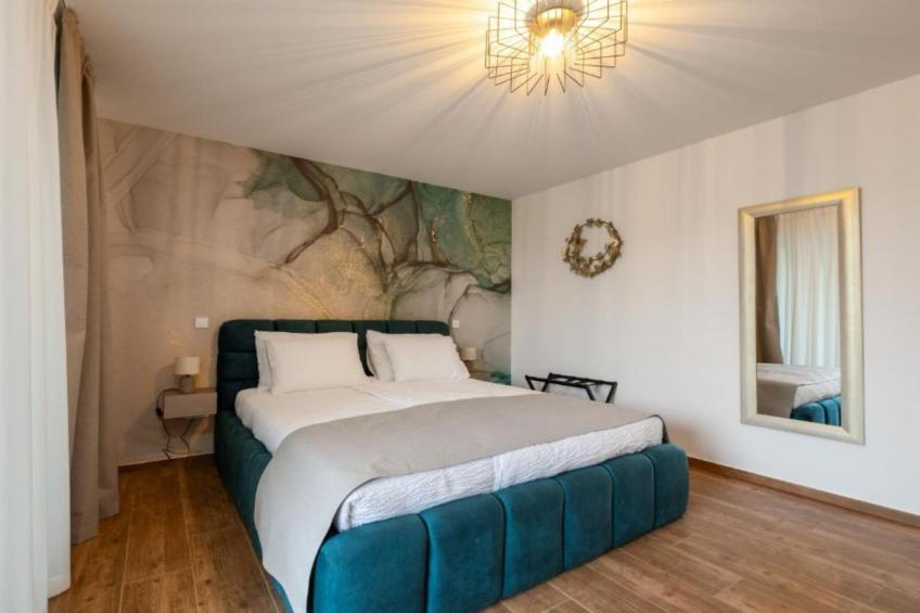 Apartments Villa Wood - Two Bedroom Apartment with terrace and pool view  ( W1 ) - foto 5
