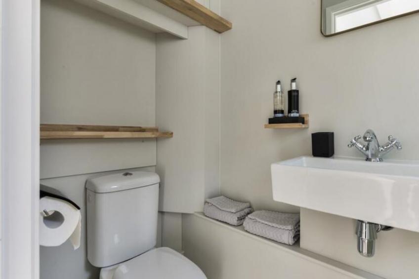 Villa Loft Apartment With Light Garden Room - foto 7