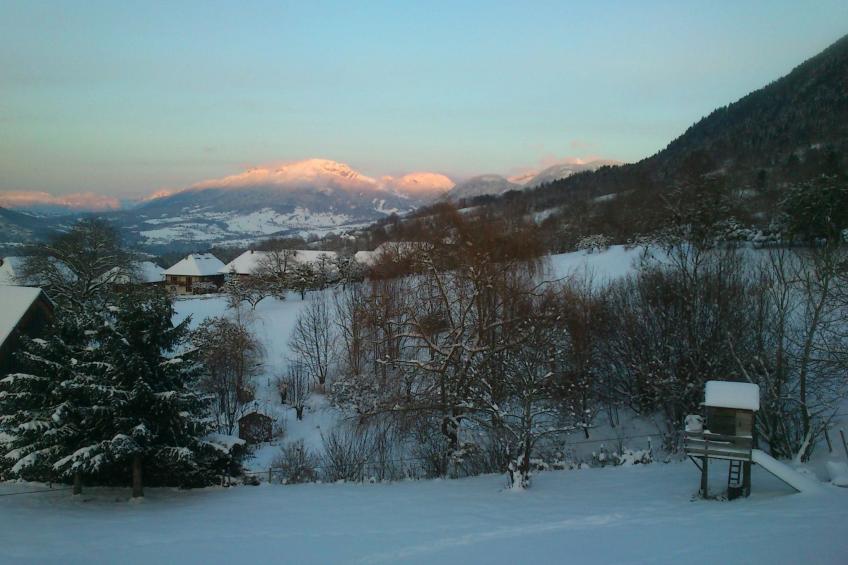 "Au Crêt du Bois" (Auf dem Wald) - foto 16