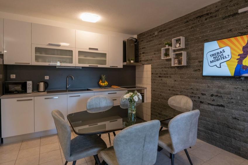 Haus in Grubine mit Außenpool - foto 14