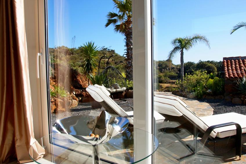 Moderne Architekten-Villa mit Infinity-Pool und Meerblick - foto 23