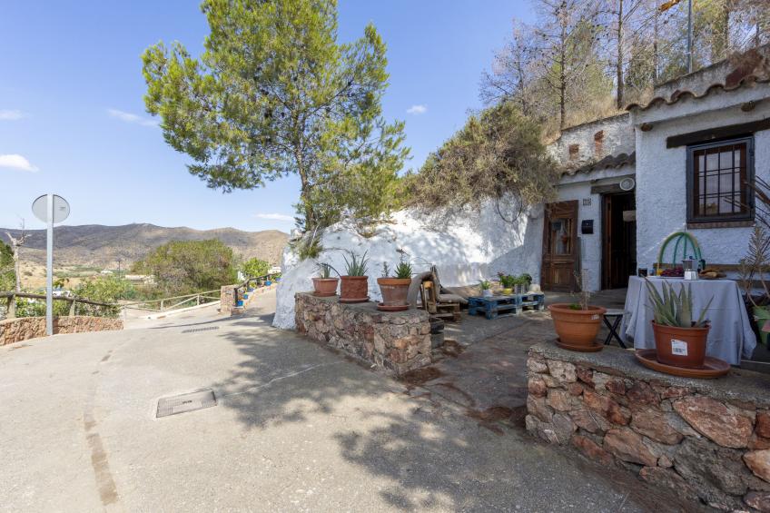 Cueva Mariana Pineda - foto 32