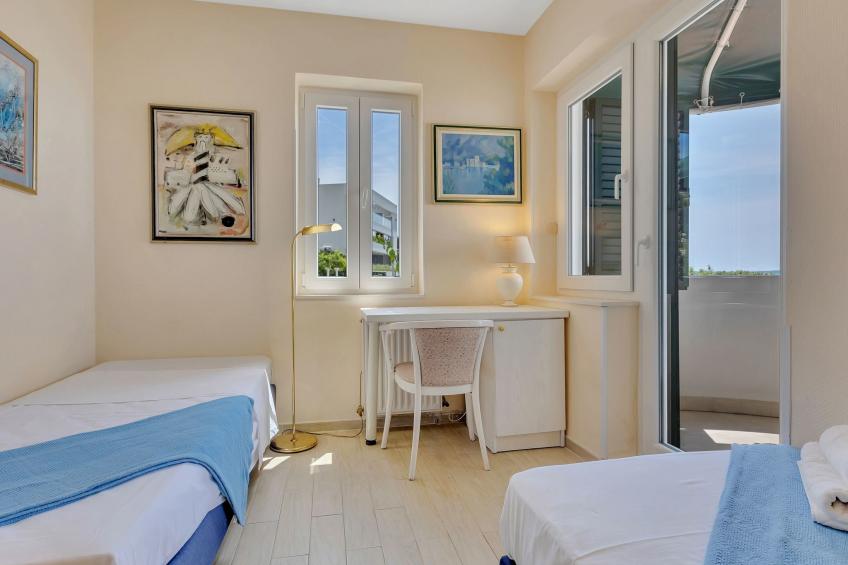 Tolle Wohnung in Drašnice mit Schönem Garten - foto 15