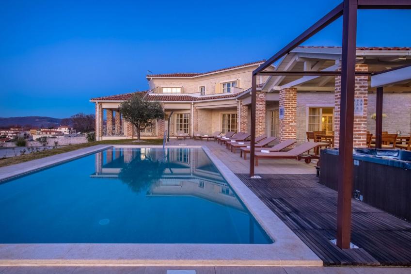 Villa "Star" mit Whirlpool - foto 2