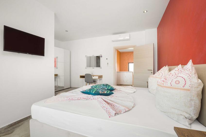 Villa Nur Amela with Pool, Jacuzzi, Darts - foto 20