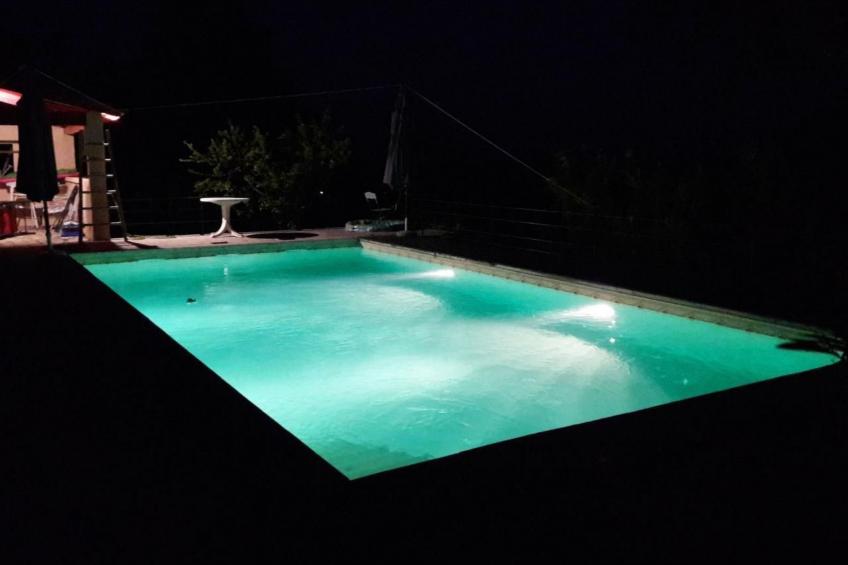 Klimatisiertes Ferienhaus mit Pool - foto 26