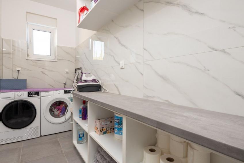 Villa Bura mit Pool und tollem Ausblick - foto 23