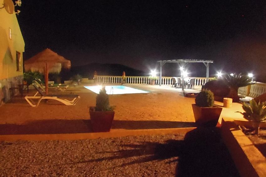 "Villa Calena" mit Garten - foto 37