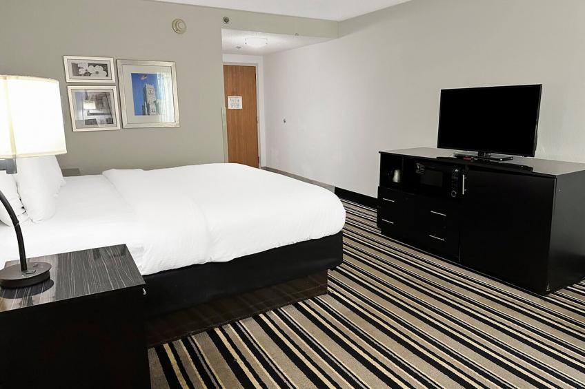 US_JAC013_1 Bedroom Suite with Jetted Tub - foto 13