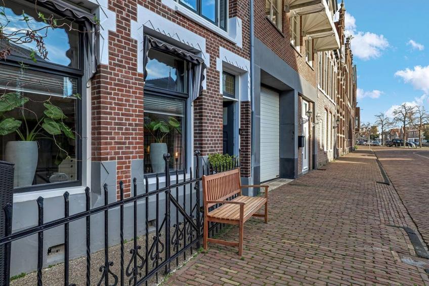 Knus appartement in hartje Sneek