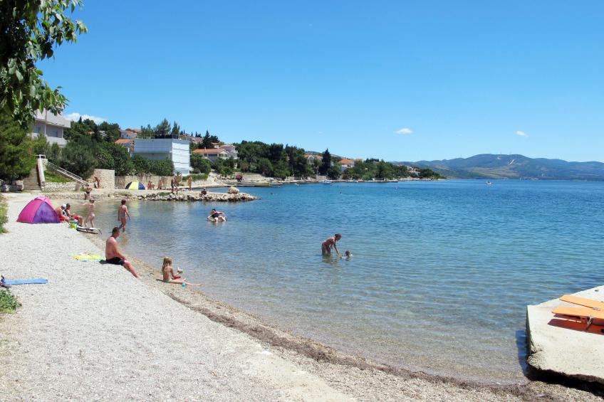 mit Pool in Lukovo Sugarje - foto 22