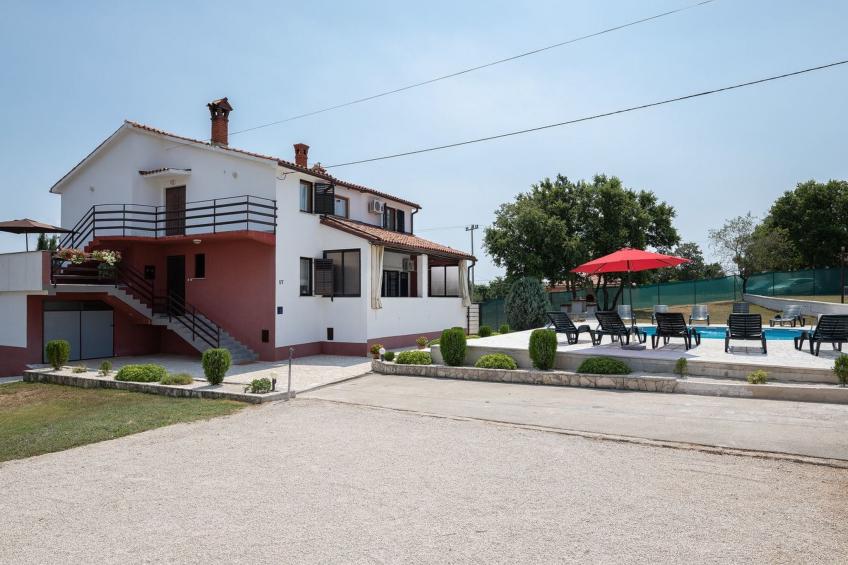 3-Schlafzimmer-Wohnung mit Gemeinschaftspool - foto 31