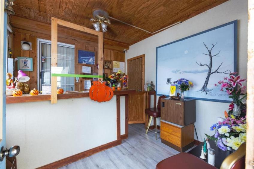 Family room with Kitchenette 2 Queen Bed with Pullout Bed - foto 7