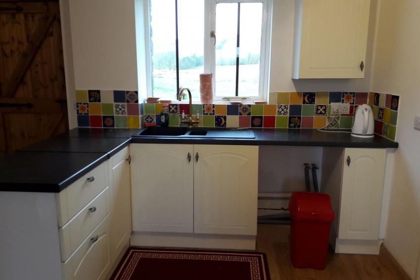 Haus in Crickadarn mit Parkplatz und Bergblick - foto 6