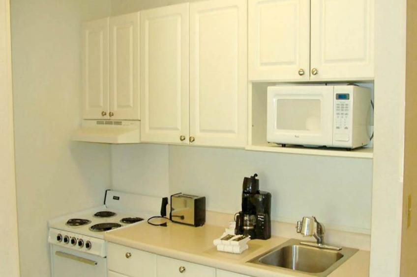 1 Queen Bed | Non-Smoking, Kitchen - foto 6