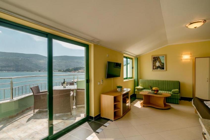 Amor Residence - Studio Apartment with Terrace and Partial Sea View (3 ) - foto 8