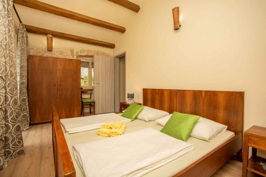 Villa mit Pool - BF-7YDJT - foto 29