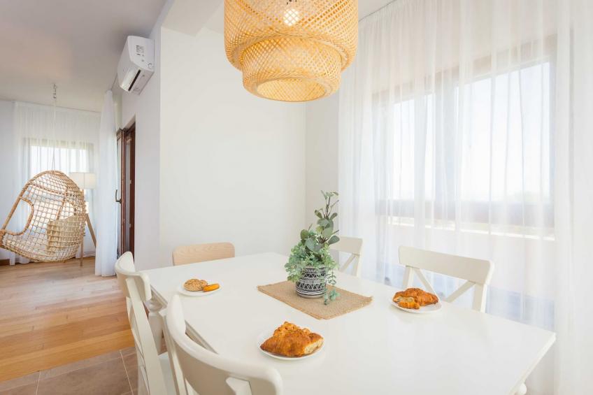 Cesare 5-Modern Apartment with Shared Pool - foto 16