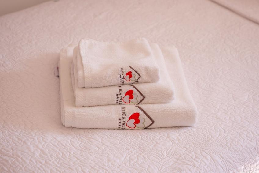 House Tri srca - foto 49