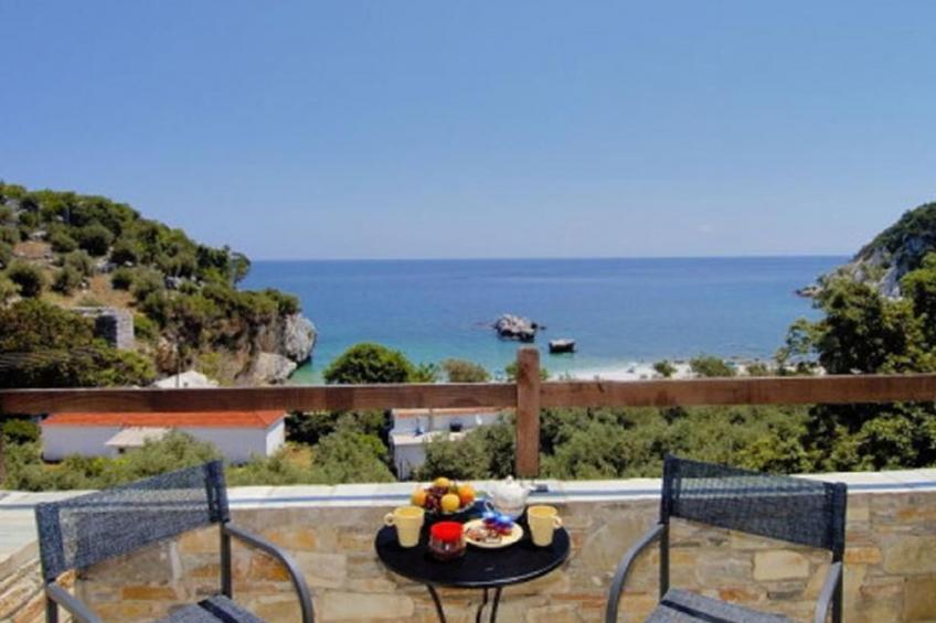 Dimitris Studios mit Balkon 2-3 Pers # B4