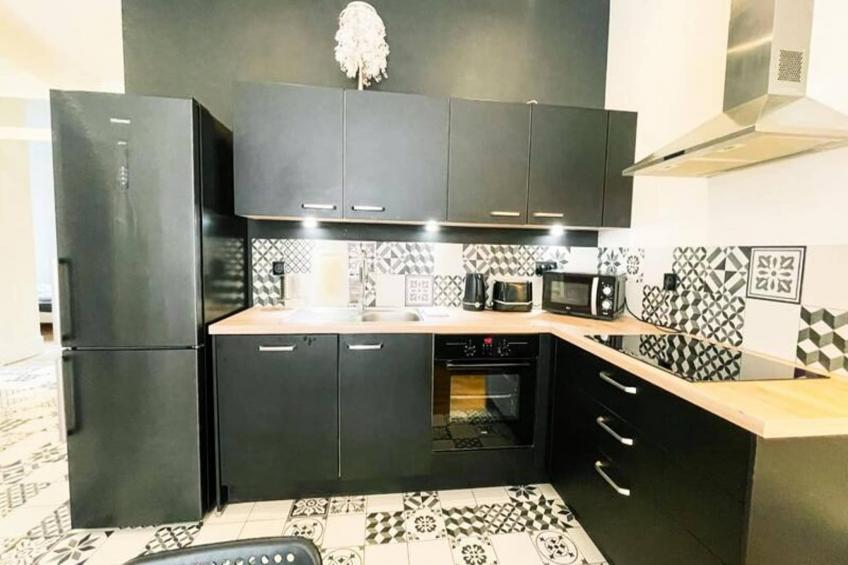 | Le Spacieux De La Gare ♟| Grand T4 Tout équipé |gare De Grenoble - foto 17