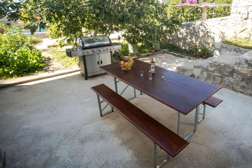 Unabhaengige Ferienwohnung in Sumartin mit Grill - foto 2