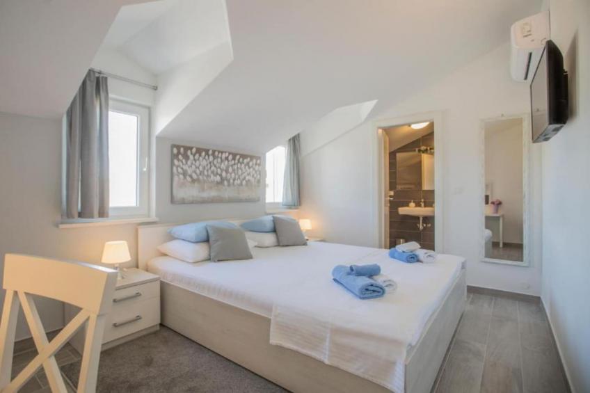 Adriatic Pearl - FourBedroom Villa with heated pool - foto 11